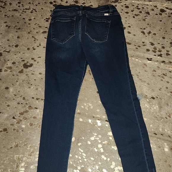 KanCan Black Skinny Jeans Distressed Style - Picture 6 of 6